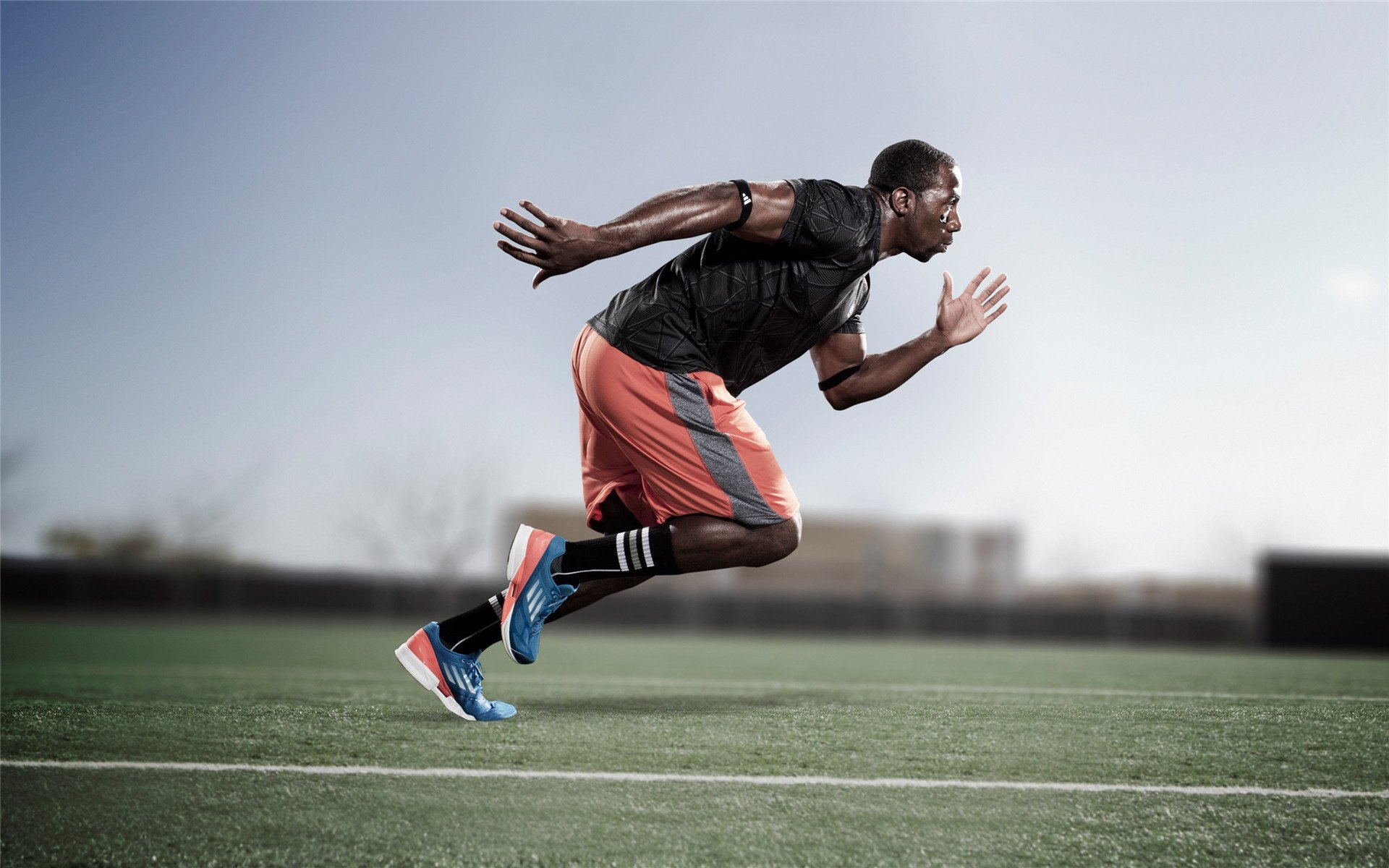 星空体育官网-C罗赛后谦逊发言登热搜，莱比锡惊险费内巴切引发热议  第2张