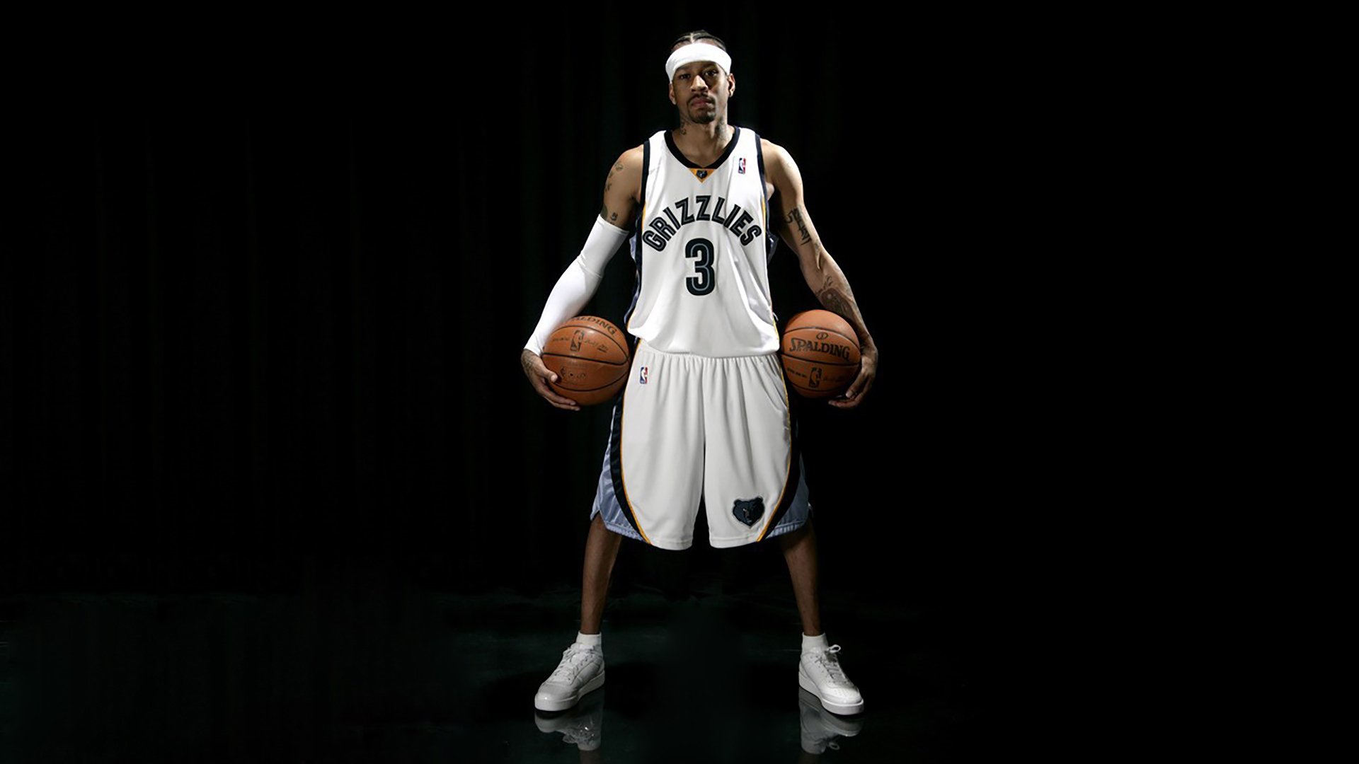 星空体育官网-亚洲杯转会风云：明尼苏达森林狼盯上锋线强援，马龙或成交易筹码  第2张